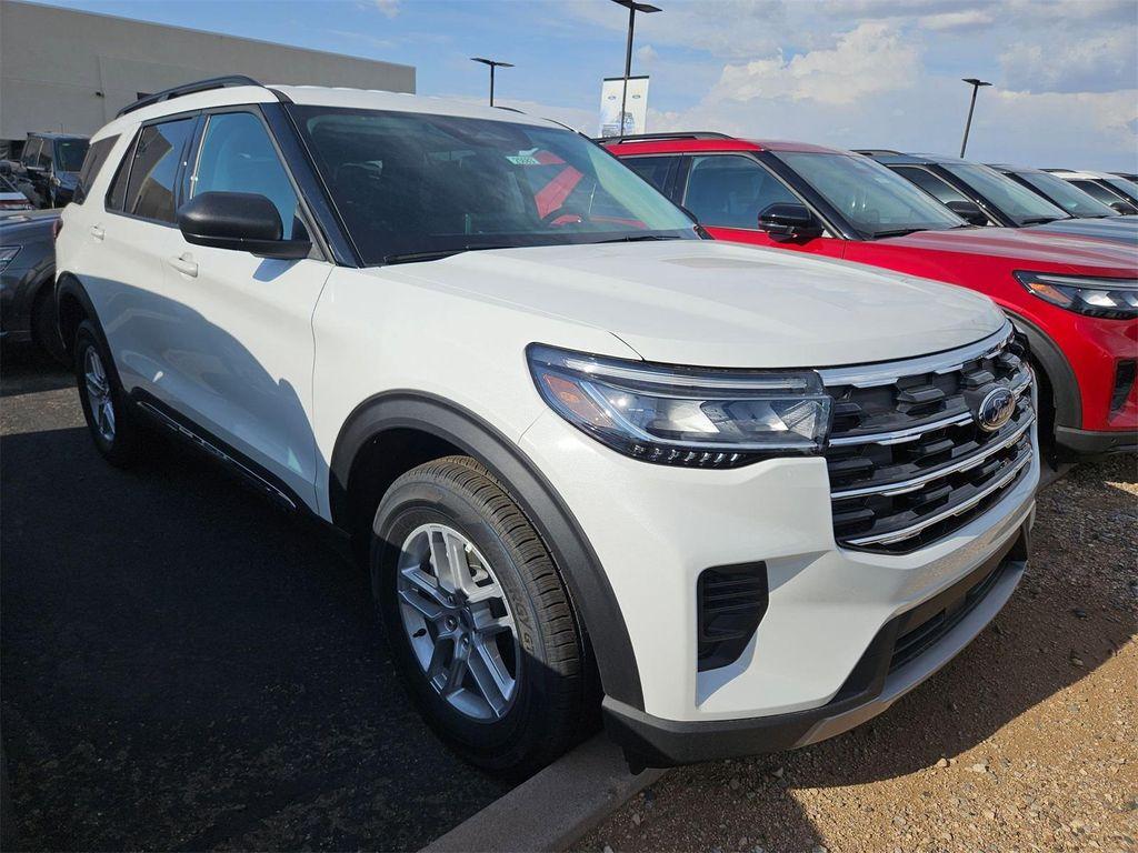 new 2025 Ford Explorer car, priced at $40,040
