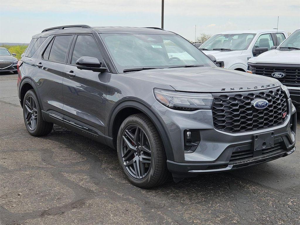 new 2025 Ford Explorer car, priced at $58,450