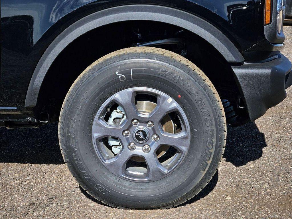 new 2025 Ford Bronco car, priced at $40,175