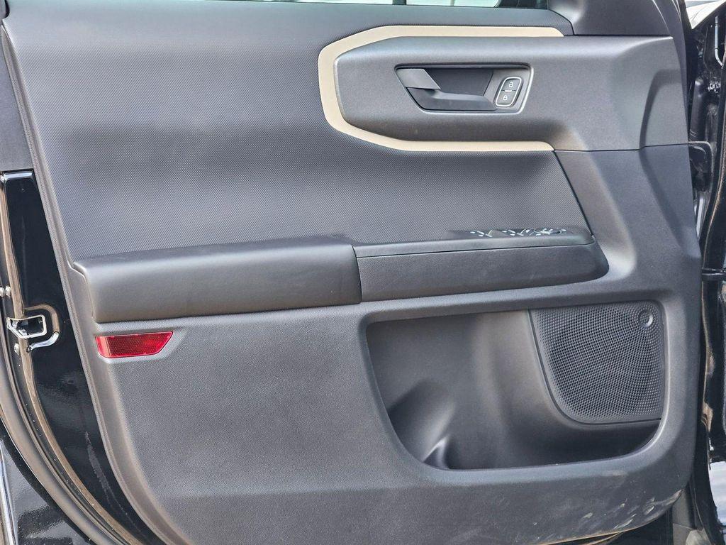 new 2025 Ford Bronco Sport car, priced at $28,040