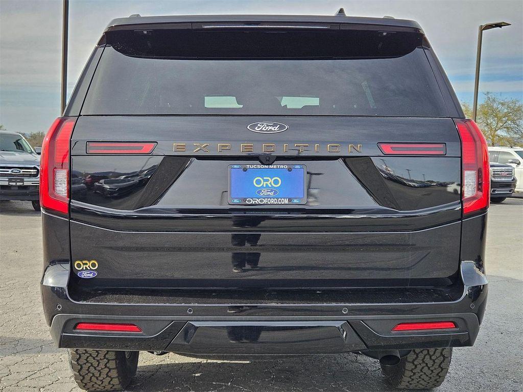 new 2025 Ford Expedition car, priced at $78,605