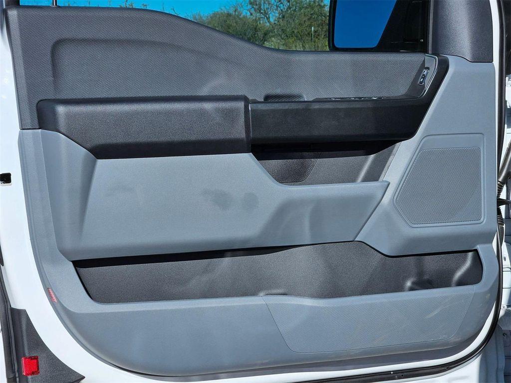 new 2025 Ford F-150 car, priced at $35,955