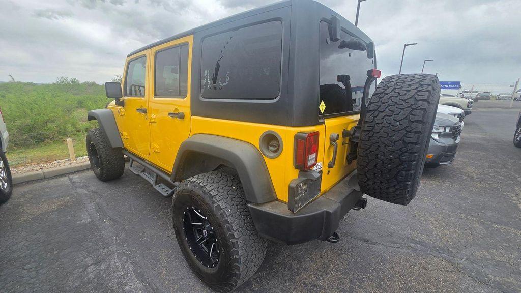 used 2015 Jeep Wrangler Unlimited car, priced at $21,900