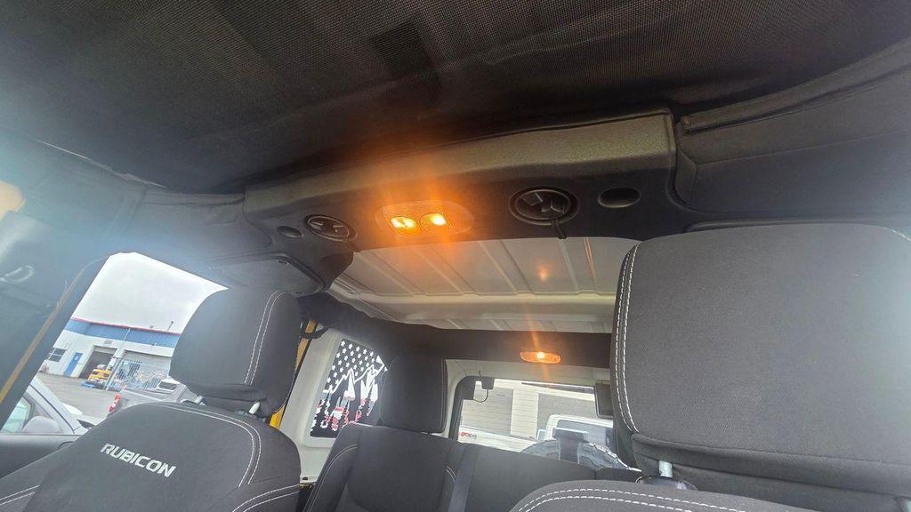 used 2015 Jeep Wrangler Unlimited car, priced at $21,900