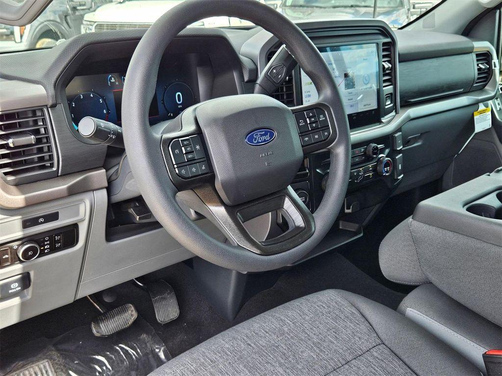 new 2025 Ford F-150 car, priced at $40,650