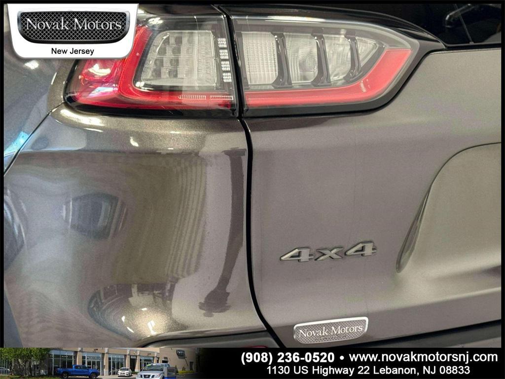 used 2022 Jeep Cherokee car, priced at $27,419