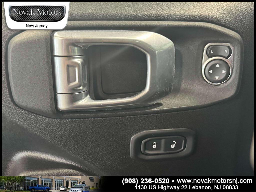 used 2022 Jeep Gladiator car, priced at $30,909