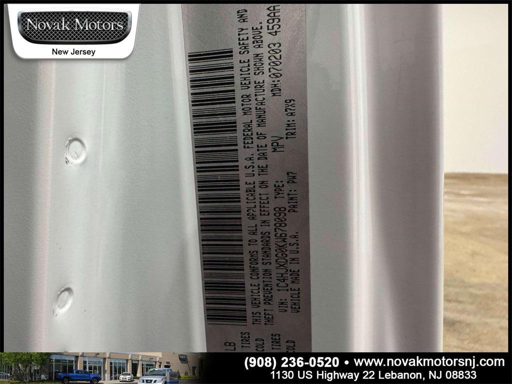 used 2019 Jeep Wrangler Unlimited car, priced at $27,758