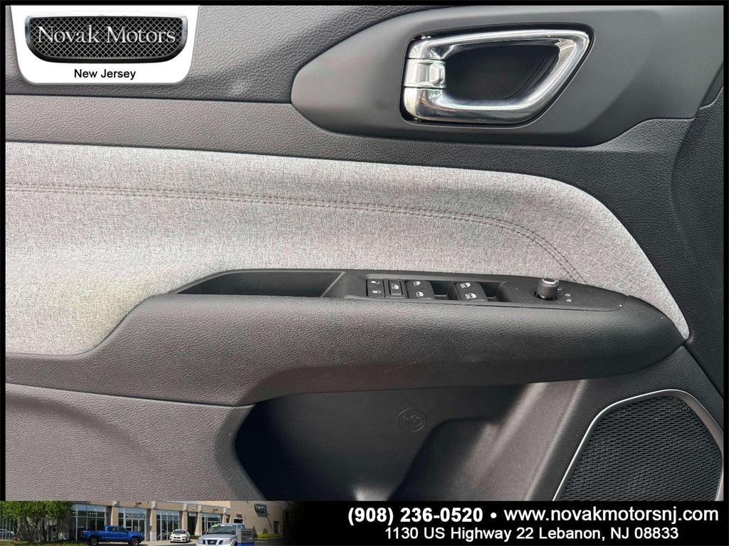 used 2022 Jeep Compass car, priced at $23,999