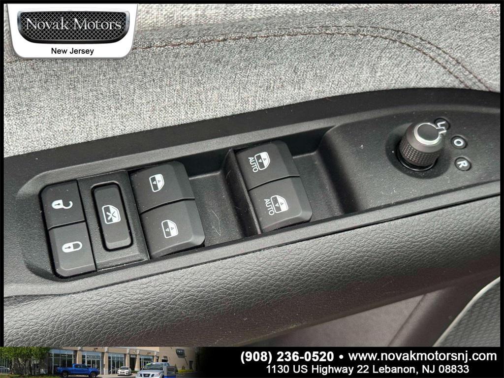 used 2022 Jeep Compass car, priced at $23,999