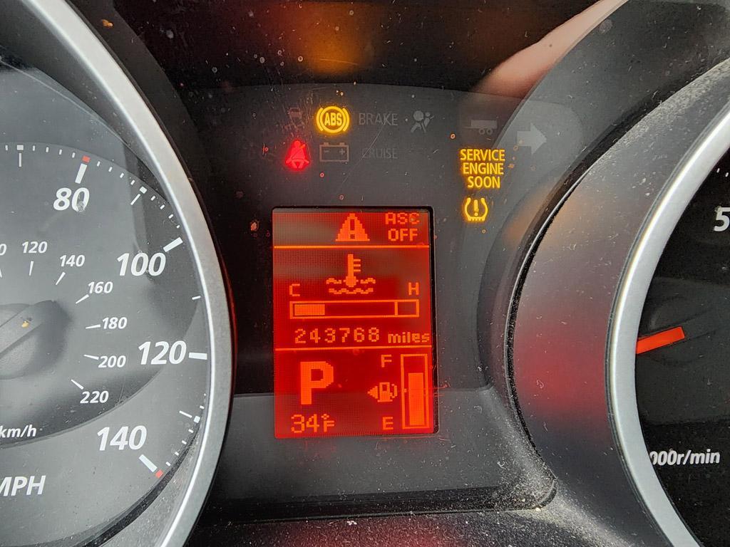 used 2010 Mitsubishi Outlander car