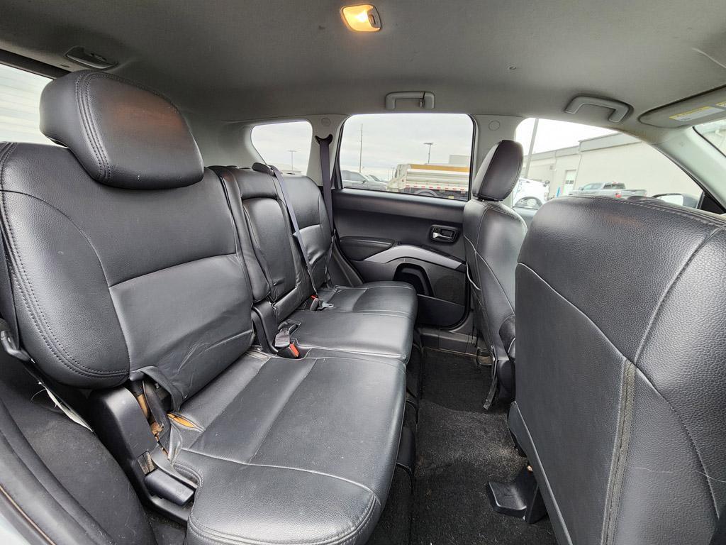 used 2010 Mitsubishi Outlander car