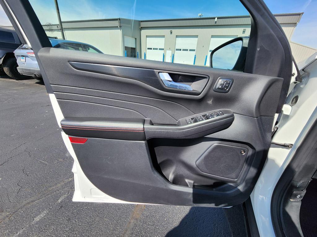 used 2022 Ford Escape car, priced at $23,560