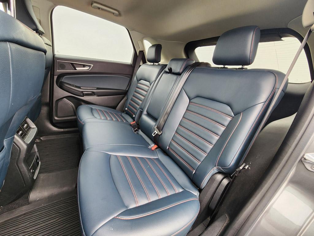 used 2023 Ford Edge car, priced at $21,388