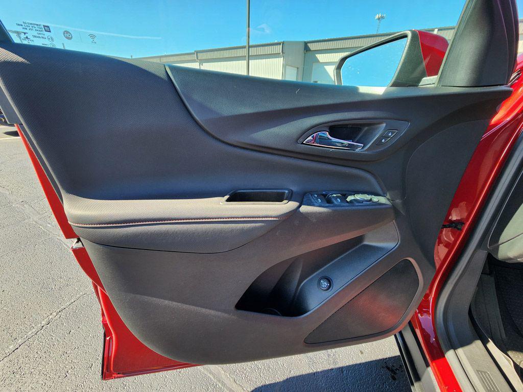 used 2022 Chevrolet Equinox car, priced at $20,020