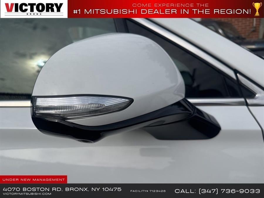 used 2023 Hyundai Santa Fe car, priced at $22,995