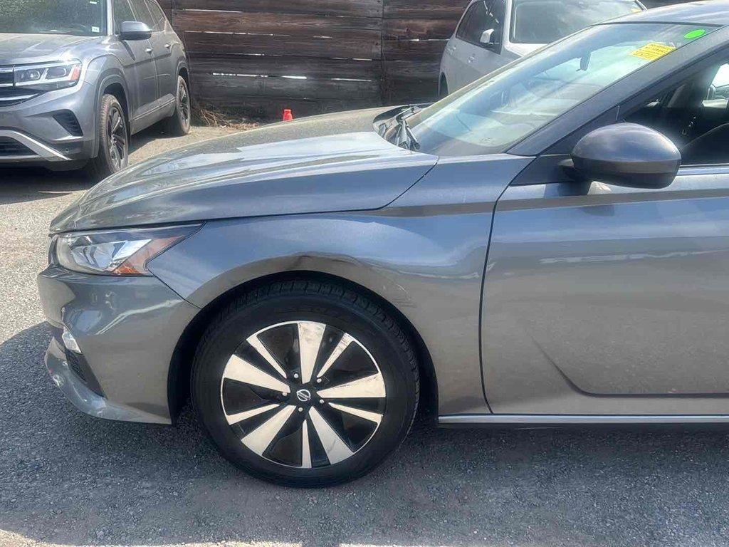 used 2022 Nissan Altima car
