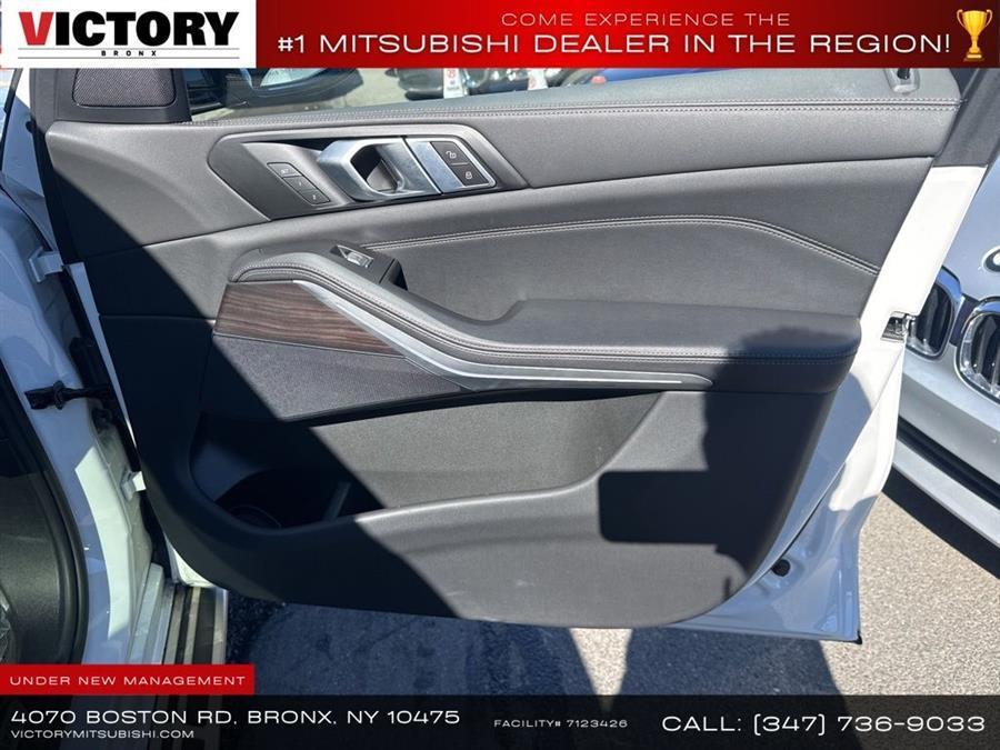 used 2024 BMW X7 car, priced at $58,995