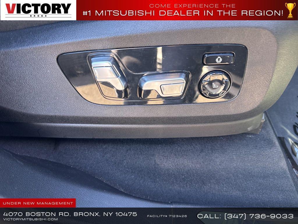 used 2024 BMW X7 car, priced at $60,405