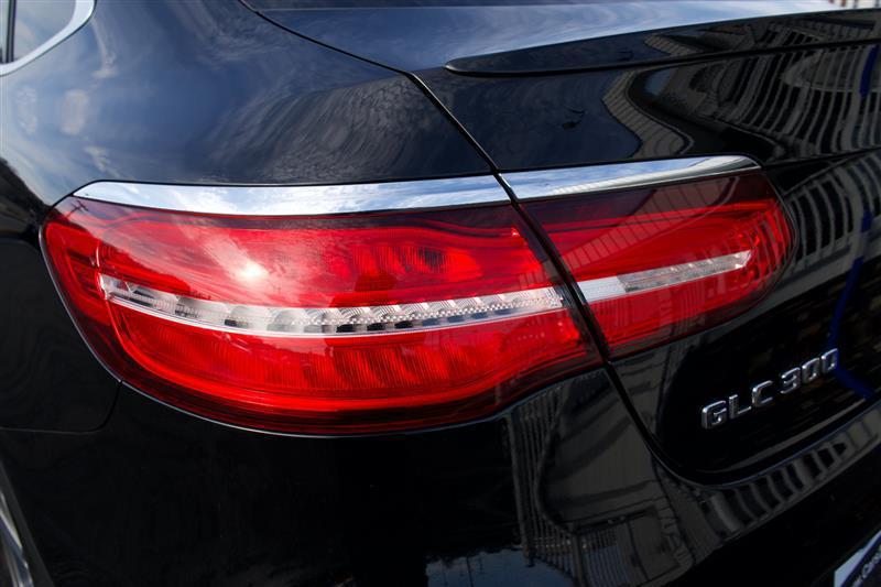 used 2017 Mercedes-Benz GLC 300 car, priced at $19,496