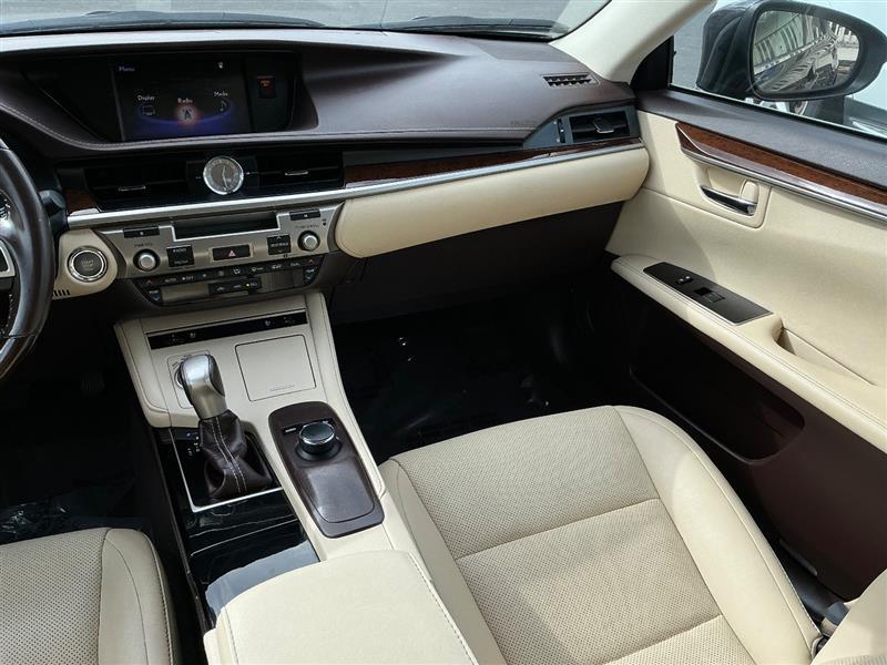 used 2017 Lexus ES 350 car, priced at $15,996