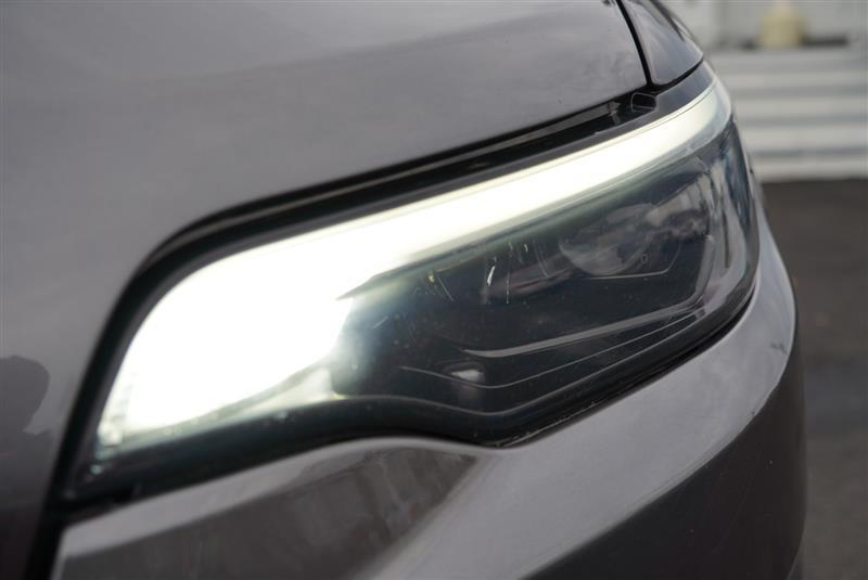 used 2019 Jeep Cherokee car, priced at $13,996