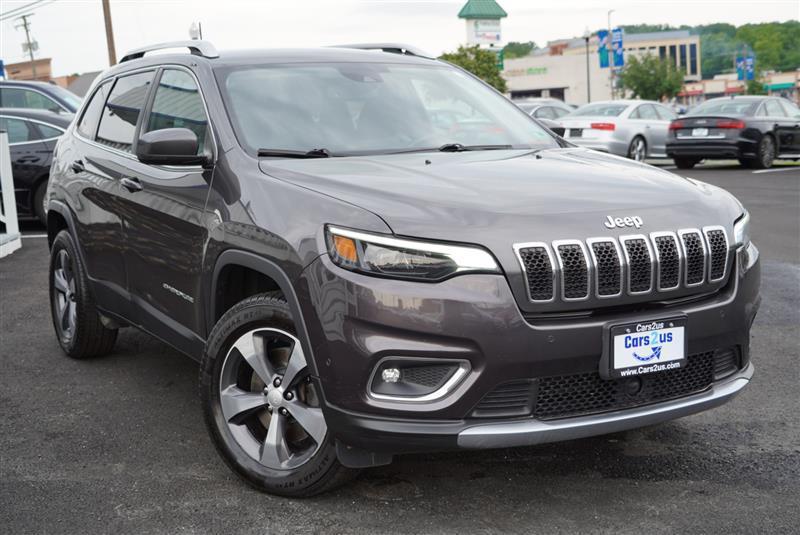 used 2019 Jeep Cherokee car, priced at $13,996