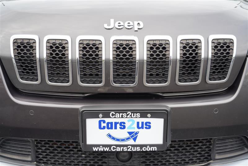 used 2019 Jeep Cherokee car, priced at $13,996