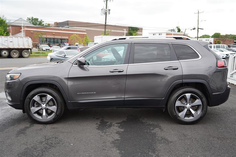 used 2019 Jeep Cherokee car, priced at $13,996