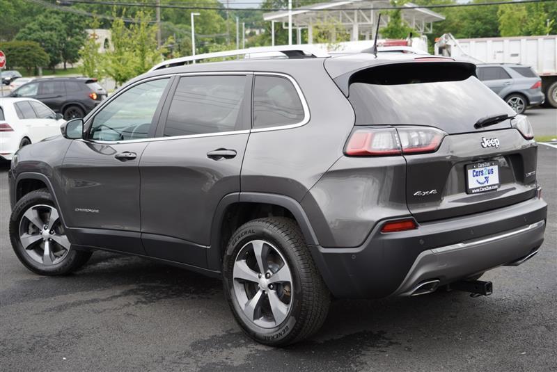 used 2019 Jeep Cherokee car, priced at $13,996