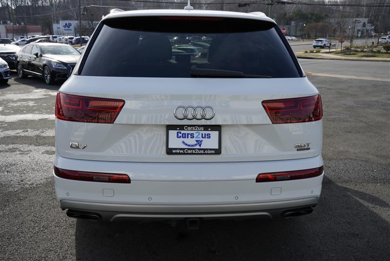 used 2018 Audi Q7 car, priced at $15,596