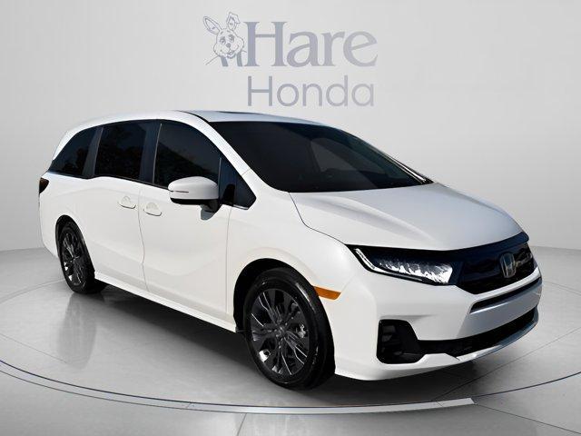 new 2026 Honda Odyssey car, priced at $49,810