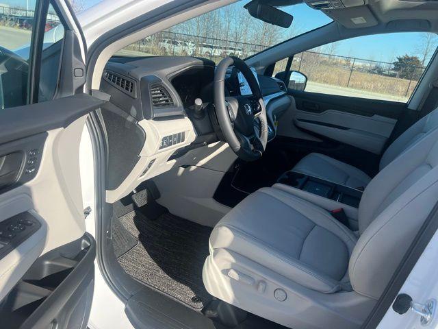 new 2026 Honda Odyssey car, priced at $45,340