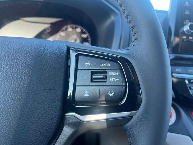 new 2026 Honda Odyssey car, priced at $45,340