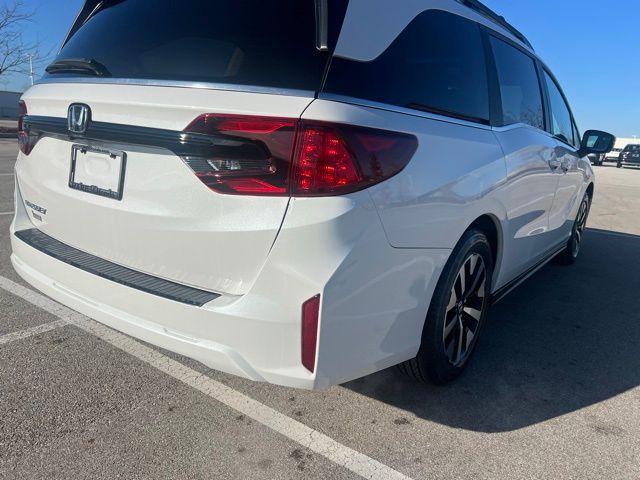 new 2026 Honda Odyssey car, priced at $45,340