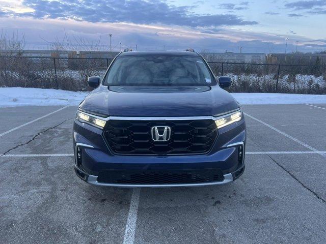 new 2025 Honda Pilot car, priced at $51,095