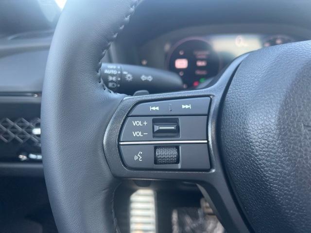 new 2025 Honda Accord Hybrid car, priced at $35,305