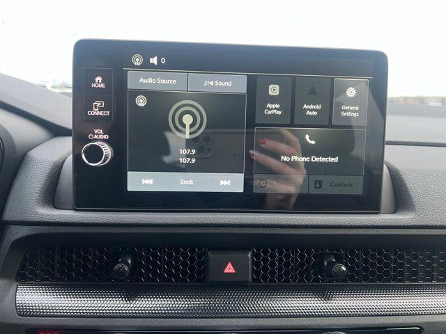 new 2026 Honda CR-V Hybrid car, priced at $41,675