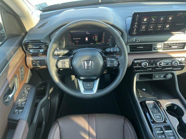 new 2026 Honda Pilot car, priced at $54,990