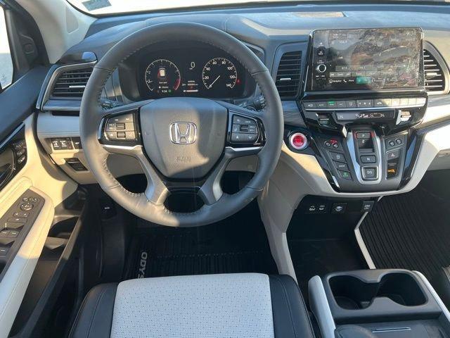 new 2026 Honda Odyssey car, priced at $53,555