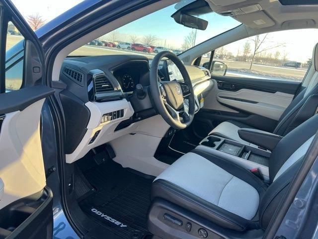 new 2026 Honda Odyssey car, priced at $53,555
