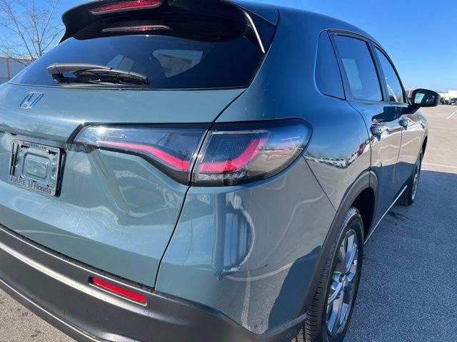 new 2026 Honda HR-V car, priced at $28,405