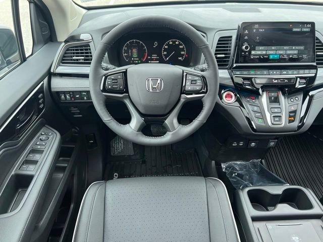 new 2026 Honda Odyssey car, priced at $54,150