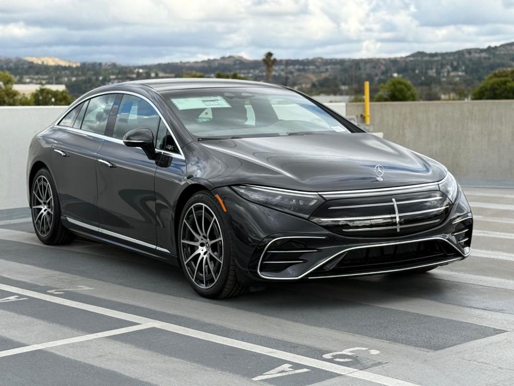 new 2026 Mercedes-Benz EQS 580 car, priced at $130,455