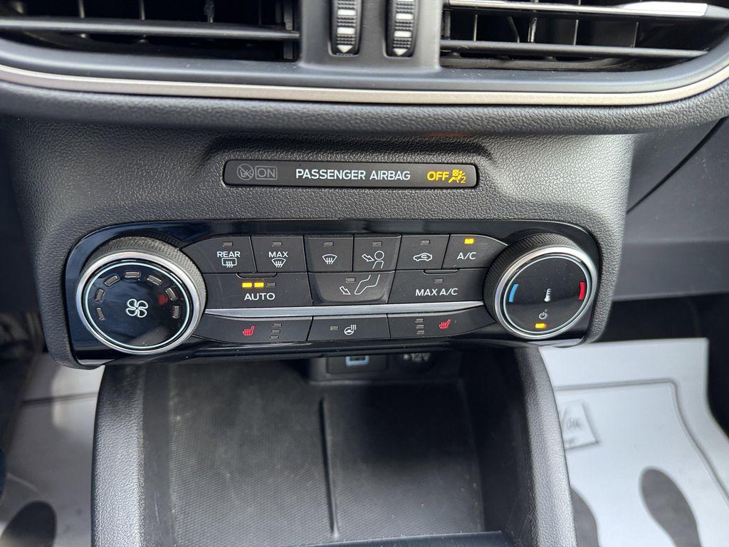 used 2022 Ford Escape car, priced at $18,999