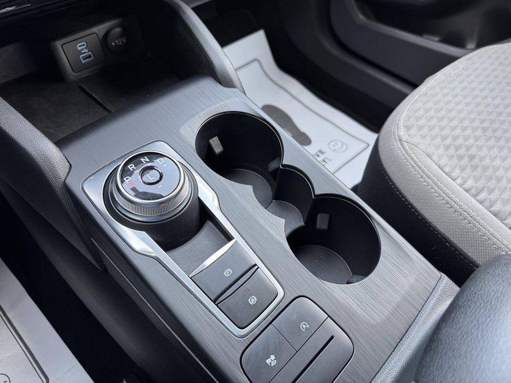 used 2022 Ford Escape car, priced at $18,999