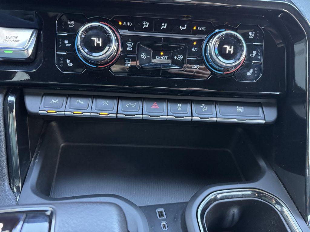 used 2022 GMC Sierra 1500 car, priced at $47,106