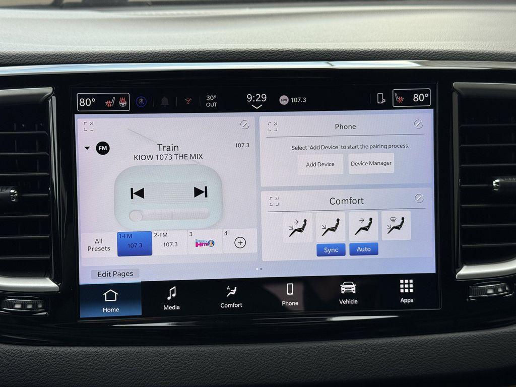 used 2025 Chrysler Pacifica car, priced at $33,268