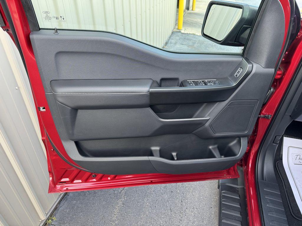 new 2025 Ford F-150 car, priced at $53,985