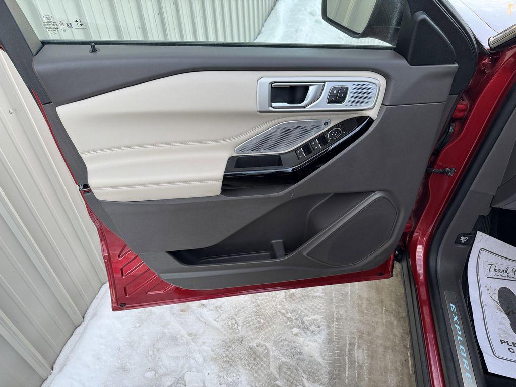 used 2023 Ford Explorer car, priced at $42,999